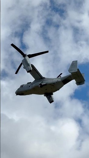 V-22 Osprey landing into OOL for Pacific Airshow Gold Coast 2026 #boeing #v22osprey #aircraft