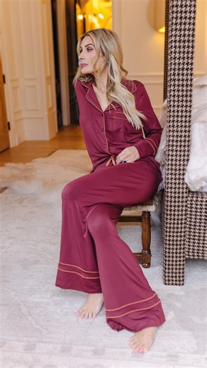 GOOSEBUMPS on Instagram: "GIVEAWAY.🖤 To celebrate the launch of the Jaimee Rose X Goosebumps Collection, we’re gifting FOUR lucky winners their favorite pajama set & travel bag from the collection. LAUNCHING TOMORROW, 10.3 @ 10:00 am pst ✨ Entering is effortless: 1. Comment below with your favorite set. 2. Tag your best friends (each tag = one entry, unlimited entries!). 3. Make sure you’re following both @jaimeeroseinteriors & @goosebumpsshop Sophisticated, timeless, and designed for every dre