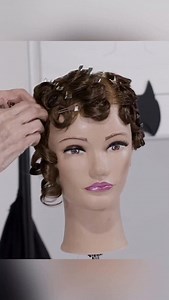 5.3K views · 1.2K reactions | A classic technique with a modern finish - my wet set that delivers the strongest, most sculpted vintage waves! Learn it for yourself ➡️ #sharonblainonline | Sharon Blain Education | Facebook