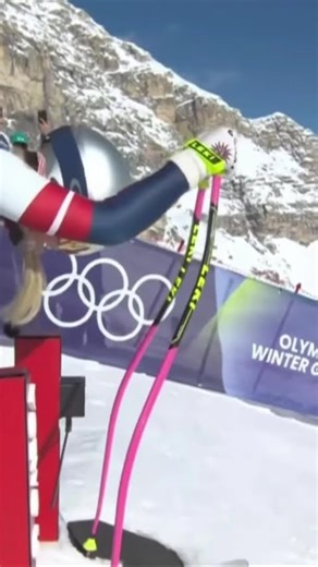 Lindsey Vonn crash, OlympicWinterGames MilanoCortina 2026 #OWG2026 #Cortina2026 #LindseyVonn #shorts