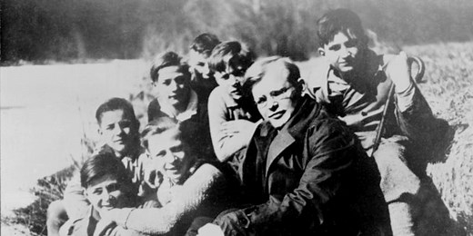 30 Best Dietrich Bonhoeffer Quotes