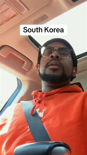 🇰🇷 A black man wants South Korea to give black people a percentage of its cultural exports because it's actually black culture....
