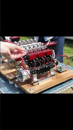 Upgrade VR5 Model Engine with Multipoint Fuel Injection/VR5 Modellmotor mit Einspritzung #rc #engine