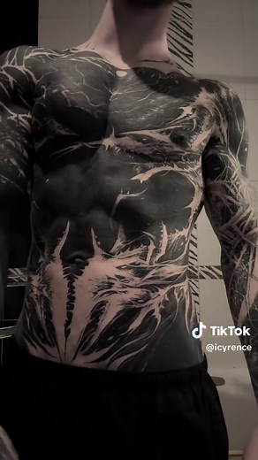 Creative Back Tattoo Ideas for Women