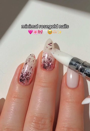 Quick Minimal Rose Gold Foil Nails Tutorial