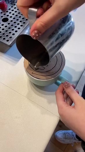 Beaver Arts on Instagram: "Leaf/Feather tutorial ☕️ artist: #art #artist #artwork #creative Upload Your Videos to NepTime. Link in Bio!"