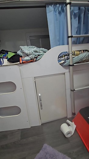 5 comments | Prank in a Van at it again. Did this prank on Jacob a few years back..decided it was Jem bugs turn 藍 | The Larsen Adventures | Facebook