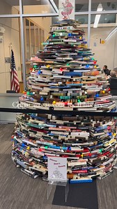 Christmas at my local library #christmas2025 #Christmas #holidayseason #Library | Yeawon Dahn