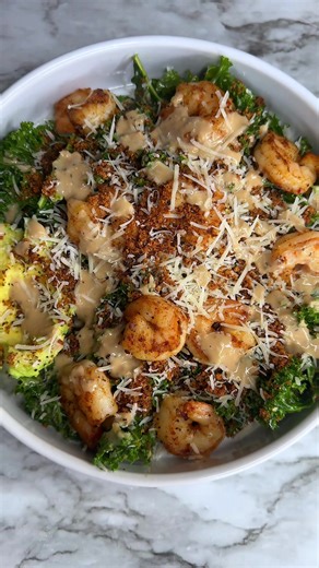 Delicious Kale Caesar Salad Recipe with Shrimp