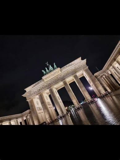 #berlin #berlinolympiastadion #hansaviertel #friedrichshain #alexanderplatz #brandenburggateinberlin🇩🇪 #republicsqaure #regierungsviertel #zooberlin