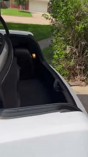 2 12 inch Skar Audio subs in Chrysler 300S