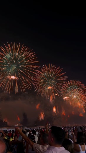beachside fireworks to start the year 🇧🇷✨ #happynewyear