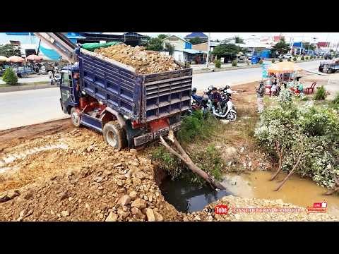 Perfectly Landfill Dump Trucks And Skills Dozer Komatsu Pushing Soil Into Tight Corner Hole Complete