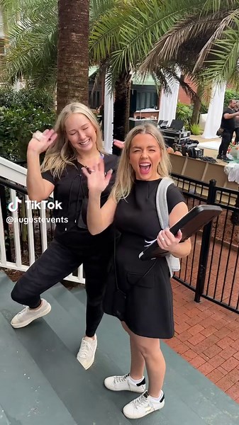 August Events (@augustevents)’s videos with Pumpin Blood (The Chainsmokers Remix) - NONONO