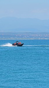 Have you ever experienced the thrill of riding a speedboat? Join us for an unforgettable adventure with your family and friends, and create memories that will last a lifetime. Contact us at 083 303 1960 to book your exhilarating speedboat experience. #MosselbayBoatAdventures #MosselbayTourism #Speedboat #ThingsToDoInMosselbay #BoatAdventures #Speed #GardenRoute #GardenRouteSouthAfrica | Mossel Bay Boat Adventures