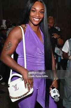 CLARESSA SHIELDS BLOCKS PEOPLE AFTER "CLOWNING" HER ABOUT OUTFIT #claressashields