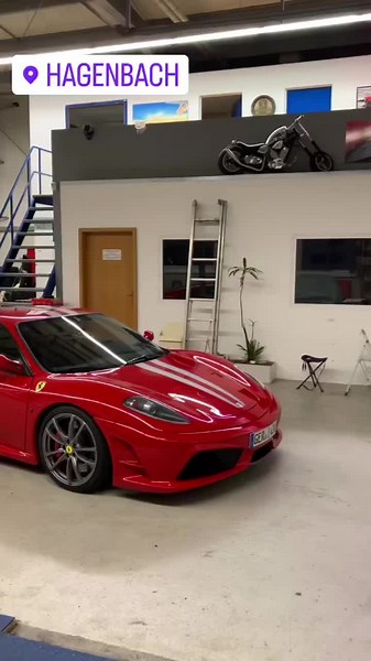 Ferrari V8 Sound Experience: Passion for Supercars