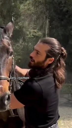 Esperando a SandoCan: La Espera de Can Yaman
