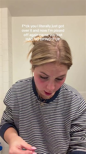 Anaisxbea (@anaisxbea)’s video of Cause It's On Again Off Again