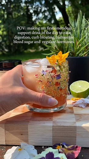 ANIMA MUNDI HERBALS on Instagram: "Digestive mocktail ideas for the win 🍒 save this for future gut loving inspo to weave into everyday! Blood sugar regulating 🤝 hormone balancing 🤝skin loving 🤝 biome loving 🤝 This delicious and easy mocktail has cranberry for urinary support🍒 garcinia to keep my metabolism and cholesterol in check 🍒mangosteen for detox magic and vitamin C, 🍒cha de bugre to wave goodbye to bloating 🍒ginger for a happy belly, and hibiscus for antioxidants🌺 How does our B