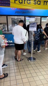 pretending to be disabled just to get prioritized for an MRT card isn’t a “hack.” it’s disrespectful and harmful to people who actually live with disabilities every day. the fact that someone can do this proudly and without remorse is honestly disturbing.