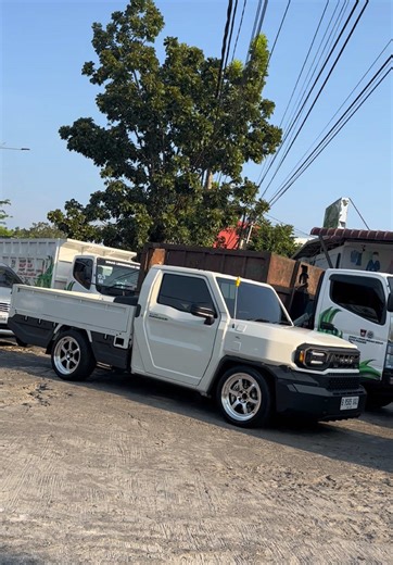 Finding Solar Energy: A Stylish Friday Morning Guide