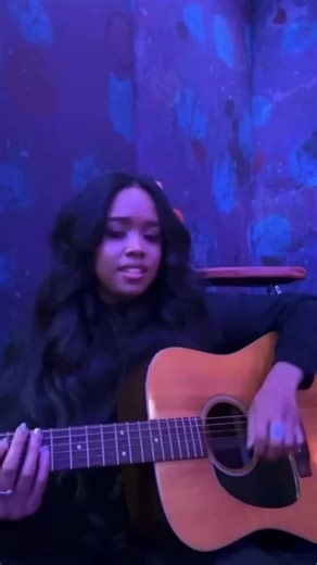 H.E.R. - Favorite Song Cover | #tiktokhypecomps ——— #her #toosii #favoritesong #favoritesongcover #toosiicover #acousticcovers #acousticguitar #acousticvibes #rnbvibes #lyrics #vibes #fypp #rnbmusic