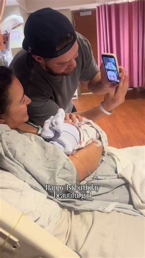 Truly the best year of our lives 💓 #momlife #birthday #1stbirthday #daughter