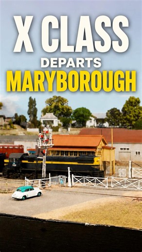 Vinelander heads to Melbourne out of Maryborough, Victoria #modelrailway