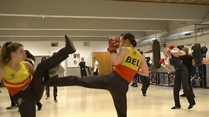 La championne du monde est belge : on vous emmène à la découverte de la savate - RTBF Actus