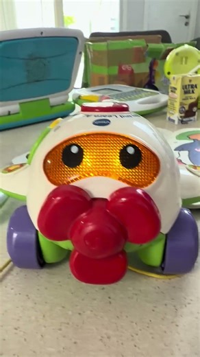 Vtech Play and learn aeroplane startup and shutdown