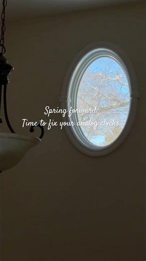 Spring forward. Time to adjust analog clocks. #daylightsavings #daylightsavingtime #springforward