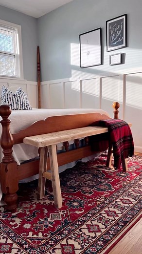 I just used some spare, left over wood for this diy rustic bench project. Check out my highlights for more info. #rusticbench #rusticbenches #diybench #diyproject #diyhousetohome #simplediy #myhomevibe #currenthomeview #modernrustic #cottagestylehome #cottagehome #cottagestyle #wooddiy #diywood #diywoodproject #hometakestime #showemyourdiy #showemyourstyled #houseandhome | cottageandblossom