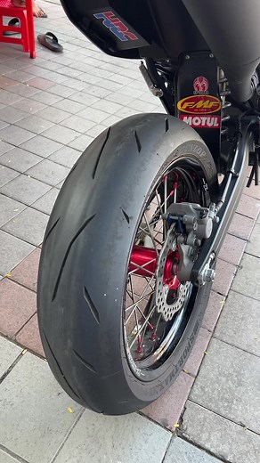 CRF250M 2019: យ៉ាងស្អាតដែរអ្នកឆ្ងល់