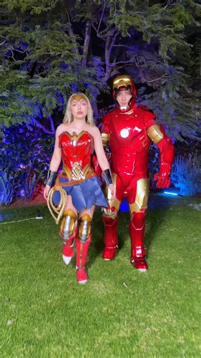 333K views · 2.9K reactions | Disfraz en pareja para Halloween. Ya quiero transformar el Iron Man. @valee.valram @elcastillodelterror #halloween #disfrases | Caín Guzmán | Facebook