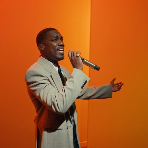 Giveon shares a story of going from lovers to “STRANGERS” in a special live performance of the soulful cut off of his new album, BELOVED. apple.co/GiveonLive | Apple Music