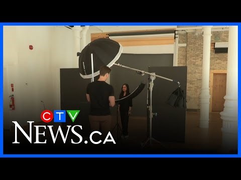Winnipeg photo studio offering free headshots