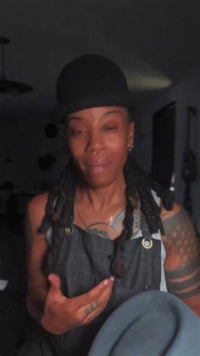 The Fedora Cap: Blend of Elegance and Functionality