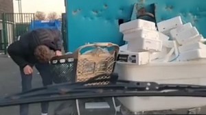 Jfait les benne d magasin | Cseb