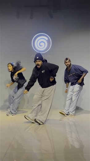 Bananza belly dancer 💃