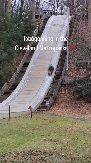I’m From Cleveland on Instagram: "Did you know you can go tobogganing in the Cleveland Metroparks? 🛷❄️ 📍 The Chalet in Mill Stream Run Reservation | Strongsville"