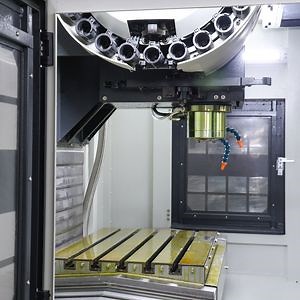 [Hot Item] Vmc1370 Low Cost Good Quality Vertical 3/4/5 Axis Fanuc System CNC Milling Machining Center