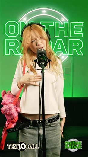 Tiffany Day Performs 'Start Over' Live