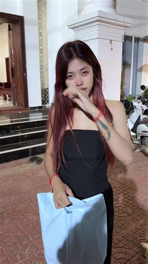 ស្រីតូចកំប្លែងៗរបស់គាត់🌟