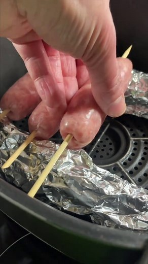 Airfryer Bratwurst: Quick and Delicious Recipe