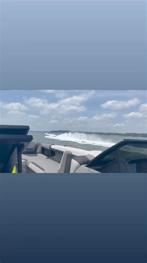 Avalon 2785 Excalibur Carbon. Twin Mercury Racing 500R’s. #1000hppontoon #WMFwatercraft #roostertail #AvalonPontoons | WMF Watercraft & Marine