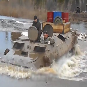 563K views · 1.3K reactions | Tanks Stunts Fails Compilation | Friendly machines | Facebook