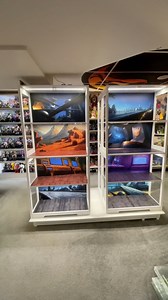 Shelves up. Backgrounds installed. #decepticons #autobots #transformers #transformersg1 #morethanmeetstheeye #robotsindisguise | The Reflector Files