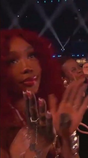 Shaboozey takes over the #GRAMMYs stage performing “Good News” & “A Bar Song (Tispy)” 👏🏆