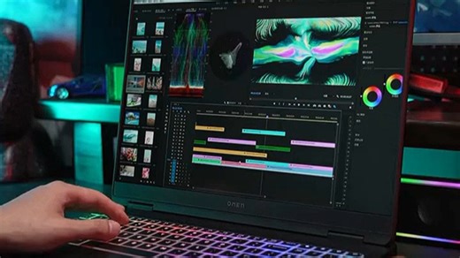 【自营】惠普笔记本电脑，安全防护保障数据安全，内置隐私键盘防窥屏设计，守护办公隐私；快速指纹解锁提升效率，耐用金属机身轻薄便携，适合居家办公与移动出差场景，解决